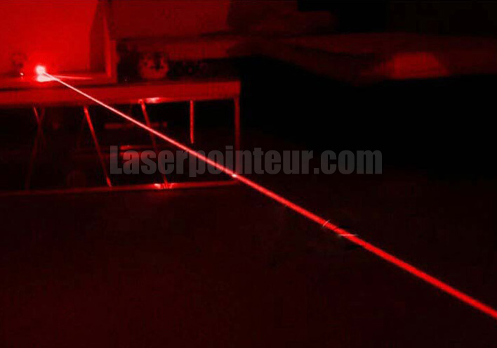 pointeur laser rouge