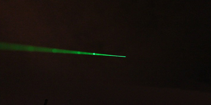 pointeur laser 5 km