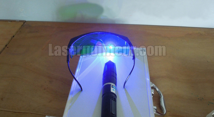 lunettes protection laser bleu