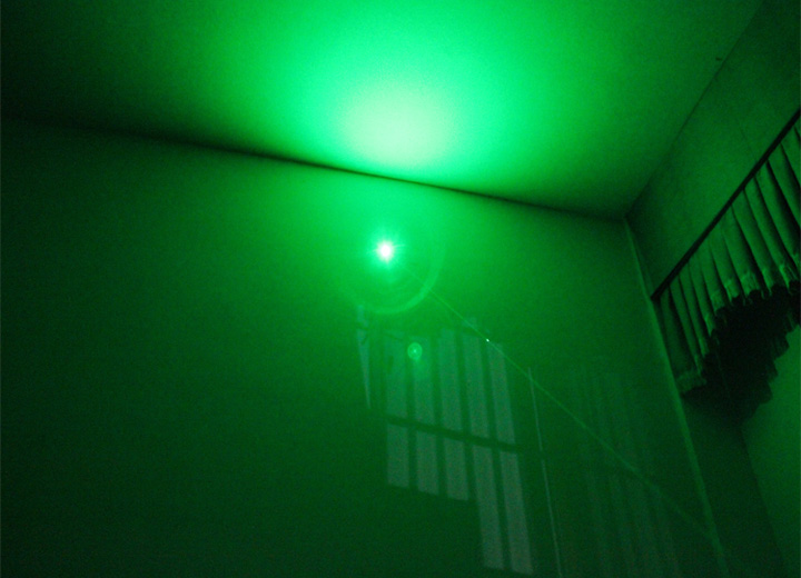 pointeur laser vert longue distance