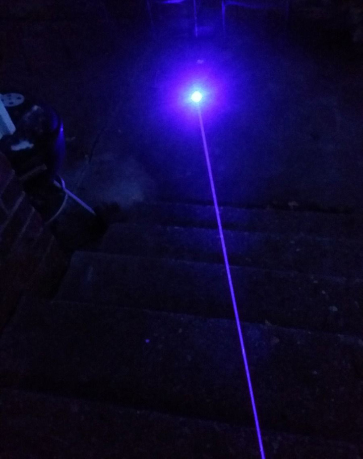 pointeur laser bleu 450nm