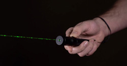 DOIS-JE ACHETER UN POINTEUR LASER VERT ?