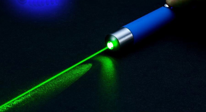 Le laser le plus puissant du monde pourrait créer une étoile miniature